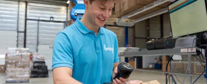Bringle medewerker scant